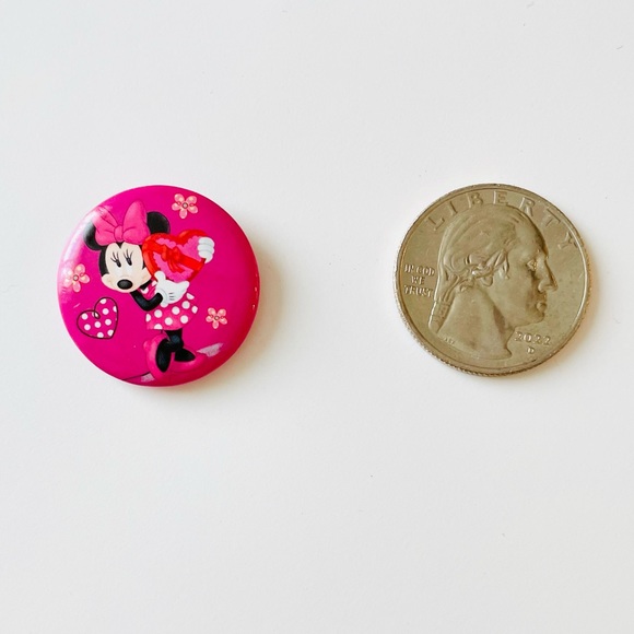 📍 5/$20 Disney "Minnie Mouse Hearts Valentine’s” Button - Bundle or Add-On only - Picture 1 of 2